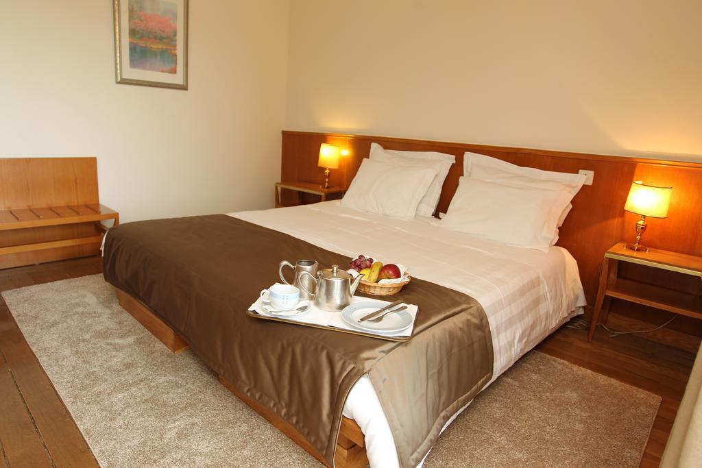 Hotel Parador Santa Catarina Miranda do Douro Room photo
