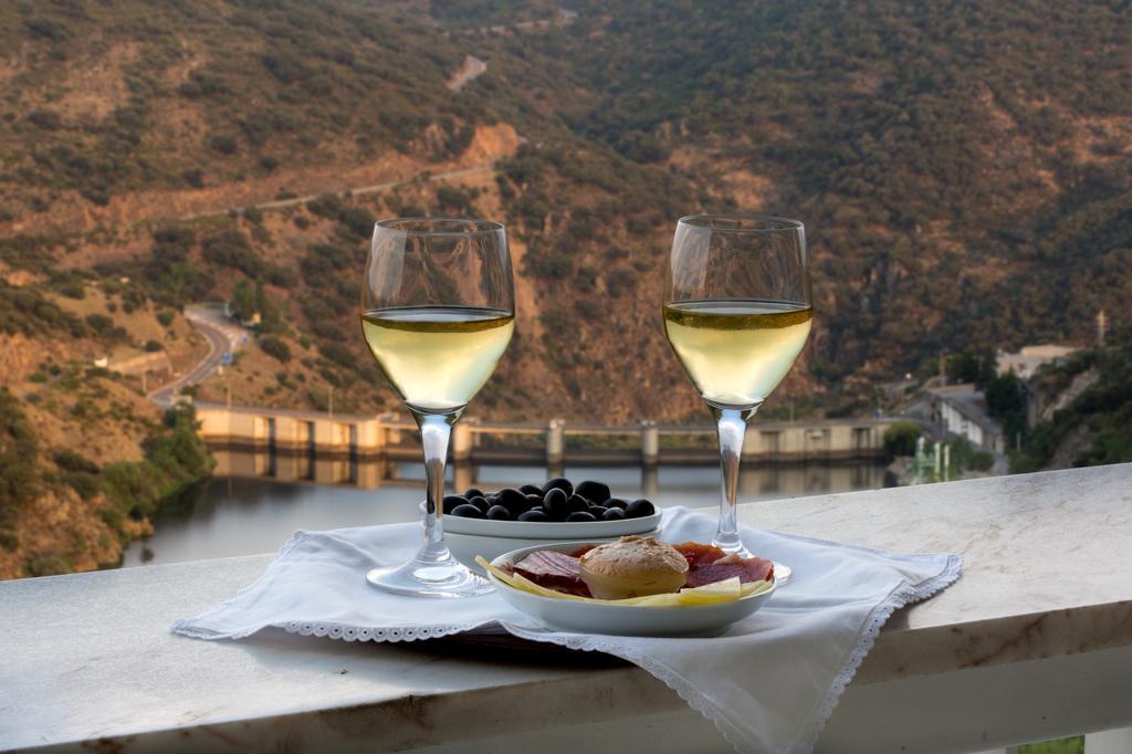 Hotel Parador Santa Catarina Miranda do Douro Exterior photo